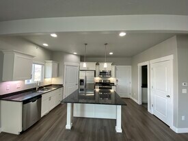 3809 E Cunninghill Dr in Eagle Mountain, UT - Building Photo
