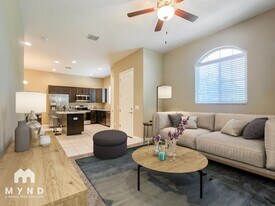 1367 S Country Club Dr in Mesa, AZ - Building Photo