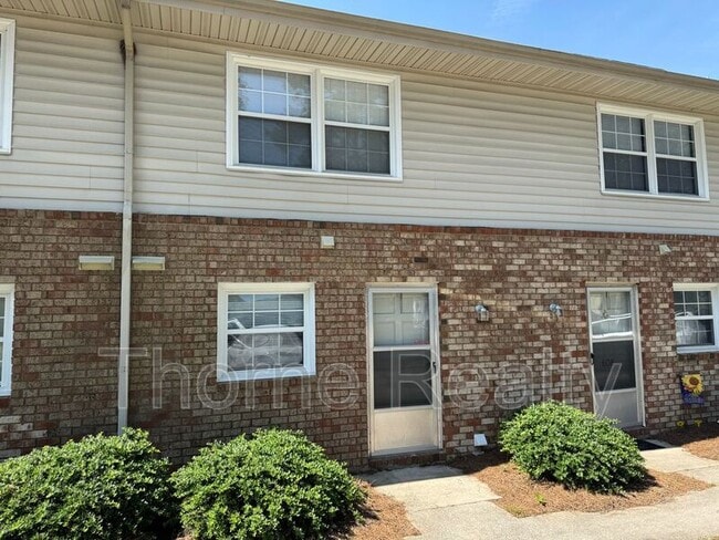 610 S Boddie St in Nashville, NC - Building Photo - Building Photo