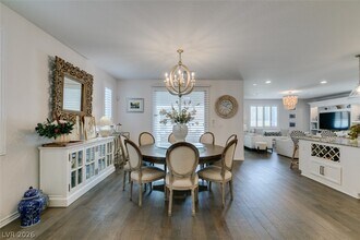 12314 Kings Eagle St in Las Vegas, NV - Building Photo - Building Photo