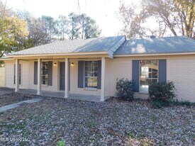 2775 Normandy Cove in Horn Lake, MS - Building Photo