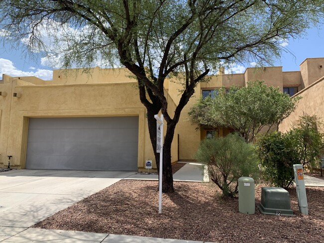 property at 4181 N Fortune Loop