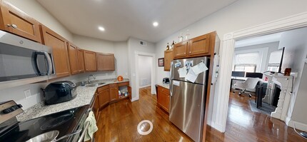 16 Kennedy Rd, Unit 3 in Cambridge, MA - Foto de edificio - Building Photo
