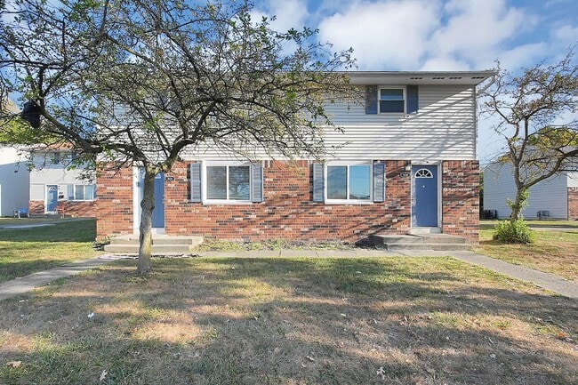 1652 E 25th Ave in Columbus, OH - Building Photo - Building Photo