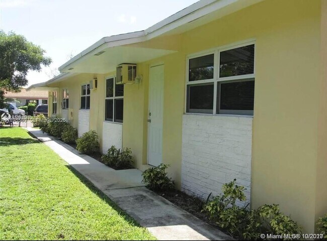 property at 332 SW 15th St