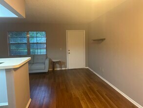 4 Lake Vista Trail in Port St. Lucie, FL - Building Photo - Building Photo