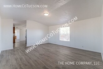 11500 S Nogales Hwy in Tucson, AZ - Building Photo - Building Photo