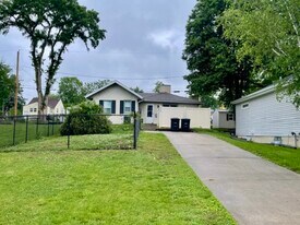 6066 Charles St in Omaha, NE - Building Photo