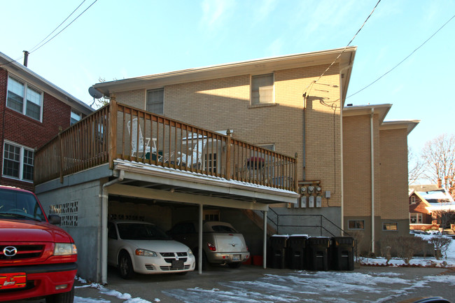 1423 Everett Ave in Louisville, KY - Foto de edificio - Building Photo