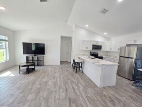 2447 NW 5th St in Okeechobee, FL - Building Photo - Building Photo