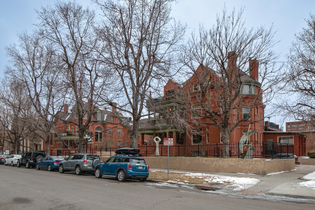 1165 Pennsylvania St in Denver, CO - Building Photo