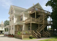 Building Photo - 142 Elm St Apartments in Amesbury, Massachusetts