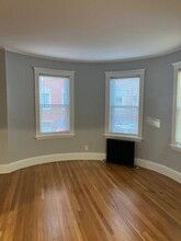 14 Grovenor Rd, Unit #1 in Boston, MA - Building Photo - Building Photo