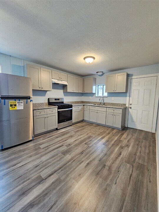 7808 Bauman Rd in Houston, TX - Building Photo