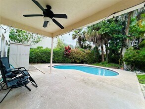3836 Jasmine Ln in Coral Springs, FL - Building Photo - Building Photo