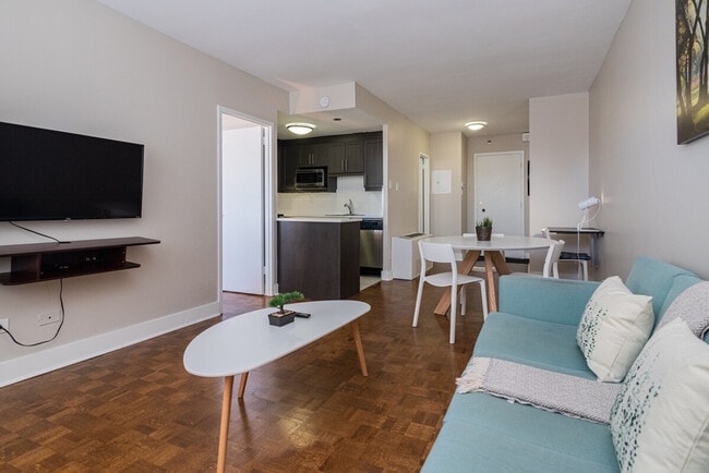 1276 Av des Pins O, Unit SI ID1364168P