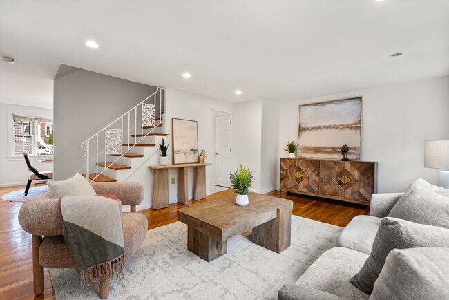 property at 60 Lake St