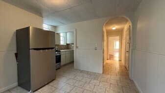 206 Byron St, Unit 1 in Boston, MA - Building Photo
