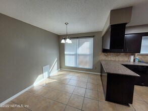 1971 Sussex Dr N in Orange Park, FL - Building Photo - Building Photo