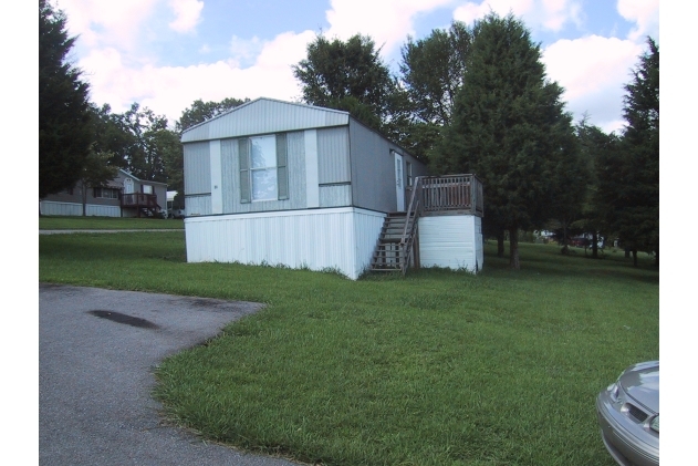 The Cherokees Pointe woods in Athens, TN - Building Photo - Building Photo