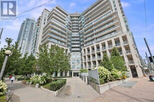 410 Queens Quay W in Toronto, ON - Building Photo