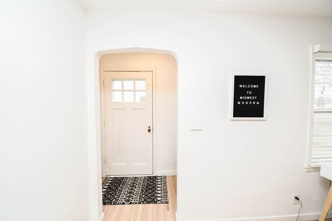 2012 W 22nd St in Sioux Falls, SD - Building Photo - Building Photo