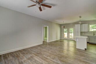 248 Delview Dr in Cherryville, NC - Building Photo - Building Photo
