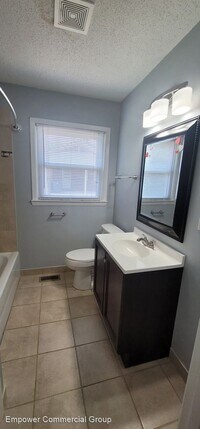 190 Summerhill Rd photo'
