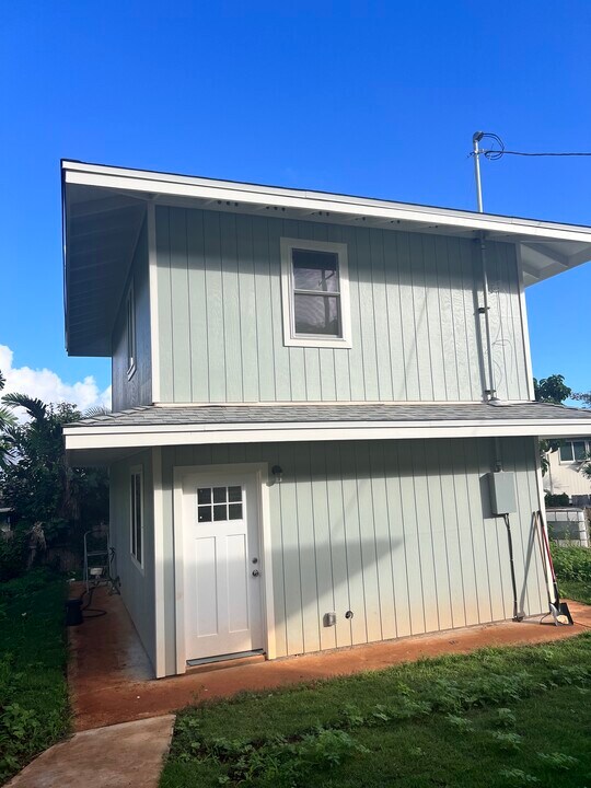47-173 Iuiu St in Kaneohe, HI - Foto de edificio