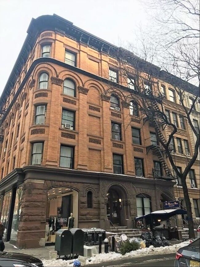 property at 75 W 68th St