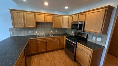 2472-2474 Millview in Zeeland, MI - Building Photo - Building Photo