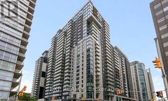 180 George St in Ottawa, ON - Building Photo