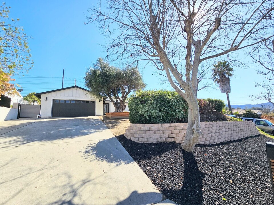 30085 Levanda Pl in Temecula, CA - Building Photo