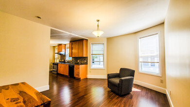 7 Alcott St, Unit 1 in Boston, MA - Building Photo - Building Photo