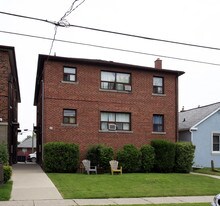 69 13th St in Toronto, ON - Building Photo
