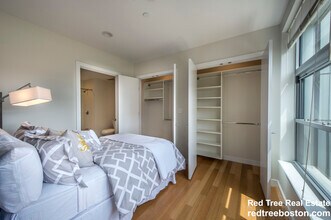 601 Albany St in Boston, MA - Building Photo - Building Photo