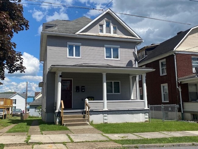 property at 152 Wilson St