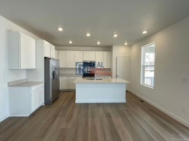 5525 Wisteria Ave in Longmont, CO - Building Photo - Building Photo