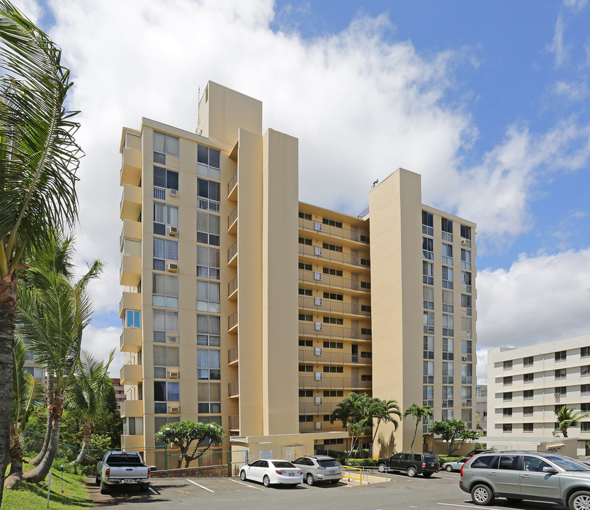 Kahana Kai Apartments in Honolulu, HI - Building Photo