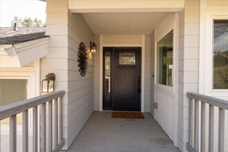43596 Cedar Grove Ct in Coarsegold, CA - Foto de edificio - Building Photo