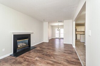 5209 Carriage Woods Dr in Browns Summit, NC - Building Photo - Building Photo