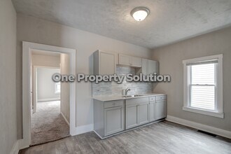 404 John St in La Porte, IN - Building Photo - Building Photo