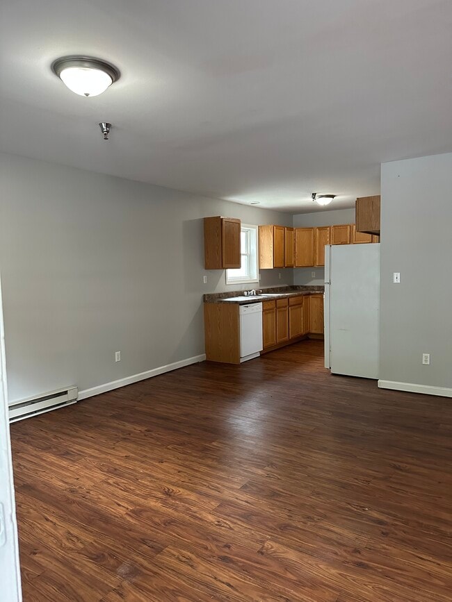 80 Sailly Ave in Plattsburgh, NY - Building Photo - Building Photo