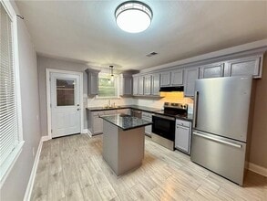 1385 Cherokee Ave in Metairie, LA - Building Photo - Building Photo