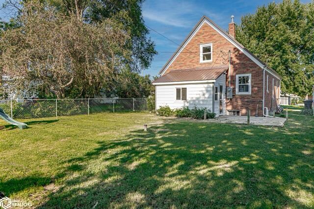 612 Main St in Sidney, IA - Foto de edificio - Building Photo