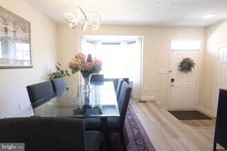 1424 Falcon Nest Ct in Arnold, MD - Building Photo - Building Photo