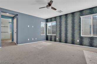 10433 Yew Blossom Ave in Las Vegas, NV - Building Photo - Building Photo