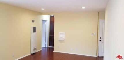5950 Carlton Way in Los Angeles, CA - Building Photo - Building Photo
