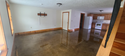 16 Weymouth Rd in Gray, ME - Building Photo - Building Photo