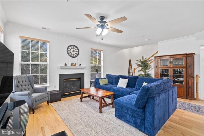 13052 Marcey Creek Rd in Herndon, VA - Building Photo - Building Photo
